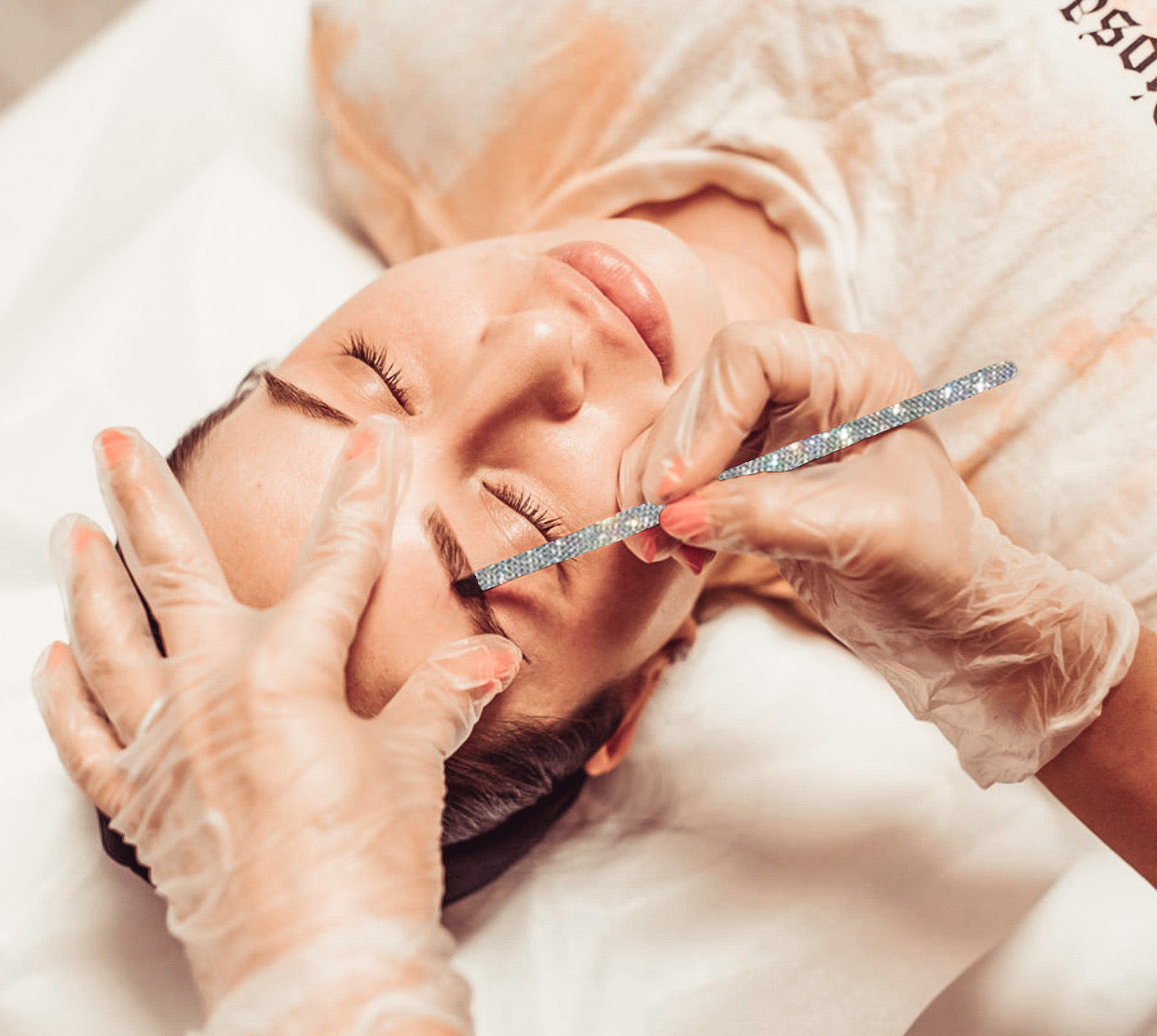 Phoenix eyebrow wax, phoenix brow waxing, phoenix eyebrow tinting, phoenix, eyebrow lamination, arizona brow lamination, arizona brows, arizona eyebrows, arizona eyebrow tinting, eyebrow services, phoenix eyebrows, eyebrows